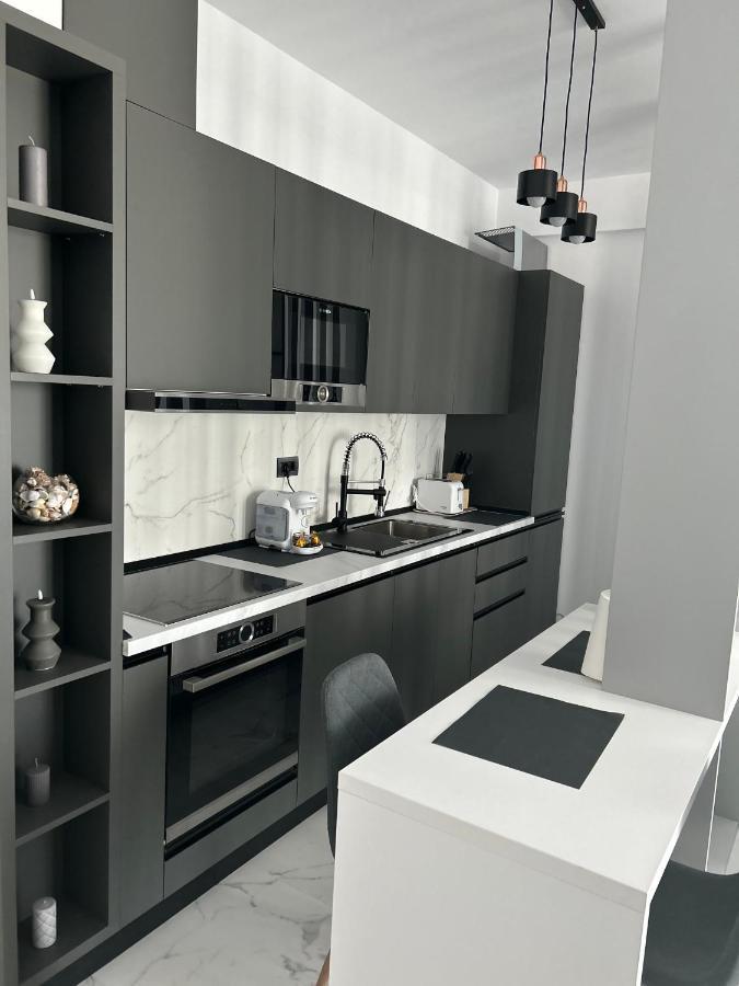 Studio Mamaia-Seaonbeach-By Mihaela 外观 照片